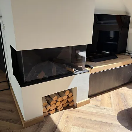 Luxe Penthouse Nabij Nijmegen * Ubbergen